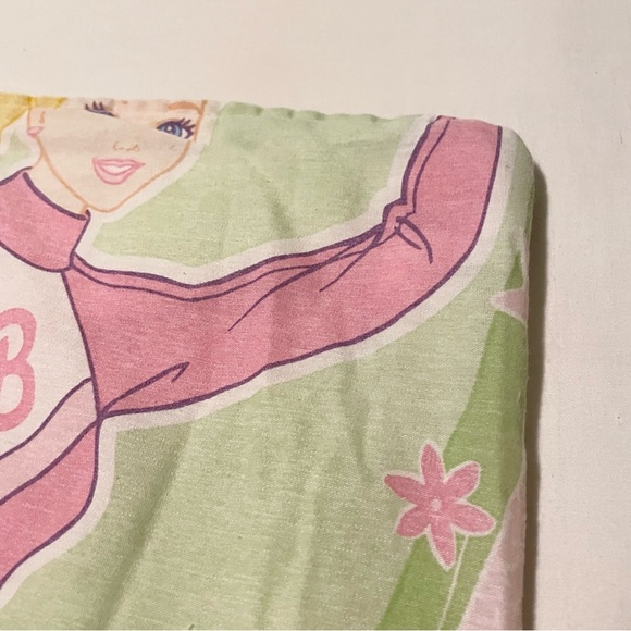 Vintage 1998 Barbie Cheer Leader Reversible Comforter - Picture 7 of 16
